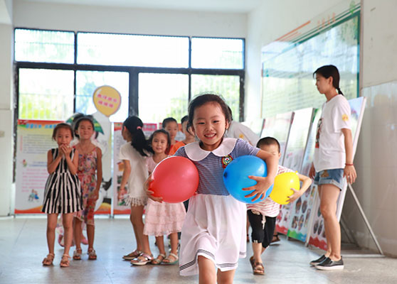 ���ݴ�W��֪�Ľ�㡱����������`꠵��㽭�������_չ֧�̻�����鮔?sh��)��l(xi��ng)����С�W���ռ��W��ƥ�˽������D�酢�ӡ������������ِ�ĺ��ӂ���